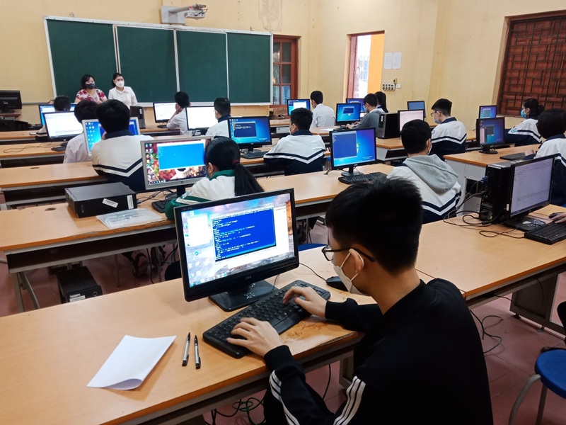 Hội thi Tin học trẻ ngành GD&ĐT huyện Yên Mỹ năm học 2021-2022